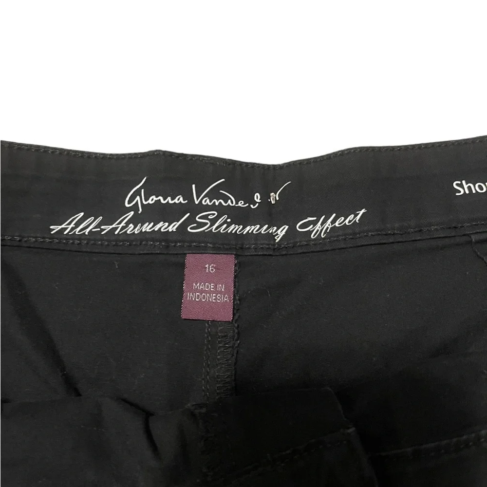 Gloria Vanderbilt Women’s Shorts - Picture 4 of 6